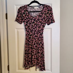 Monteau floral dress size small